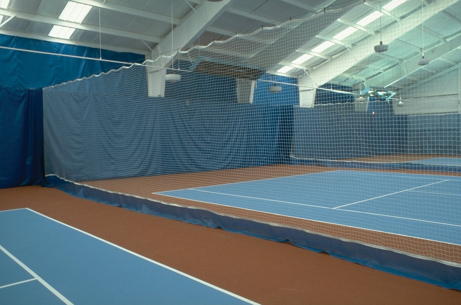 Indoor Tennis Court Divider Netting & Equipment