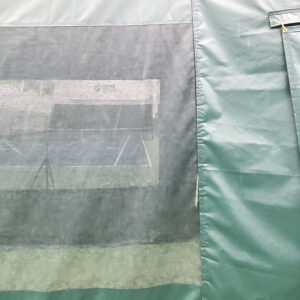 Large Mesh Viewing Windows Between Courts